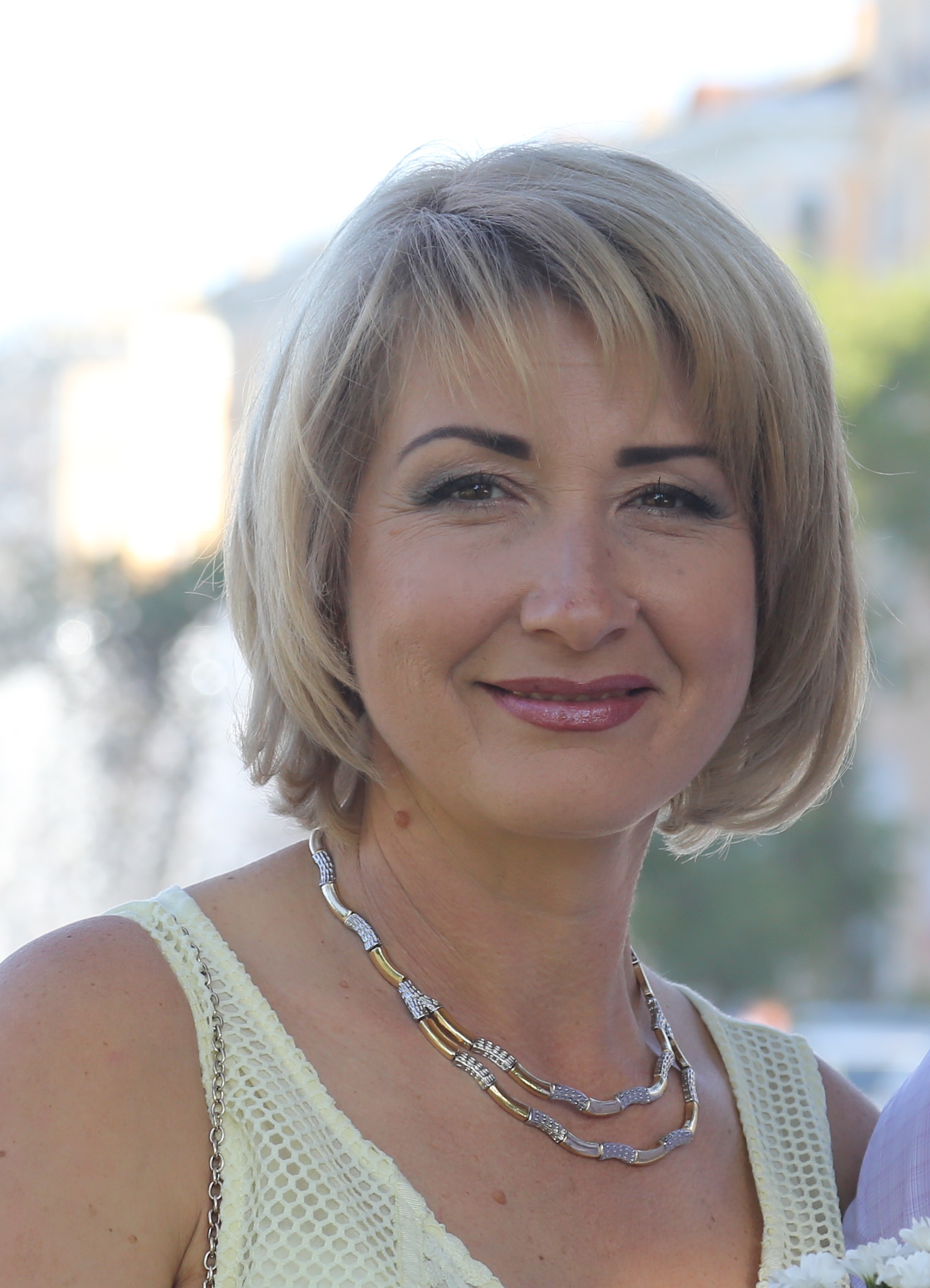 Gladenkova